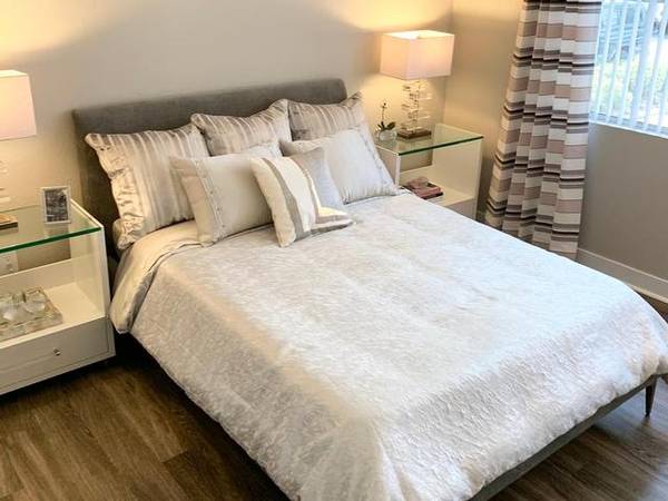 2BR/2BA Apartment on Owens Drive · Pleasanton photo 5
