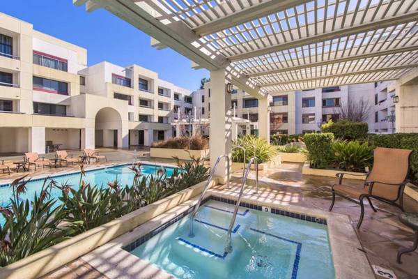 Apartments on S. 4th St · San Jose photo 2