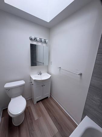 1BR/1BA Apartment on Monterey · San Francisco photo 5