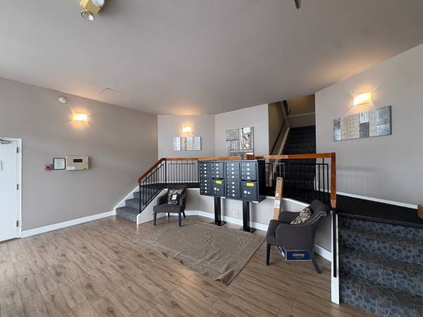 1BR/1BA Apartment on Monterey · San Francisco photo 3