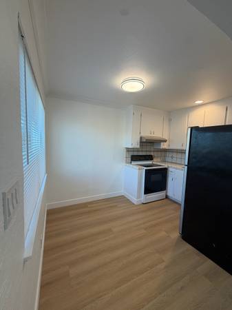 2BR/1BA Apartment · Hayward photo 4