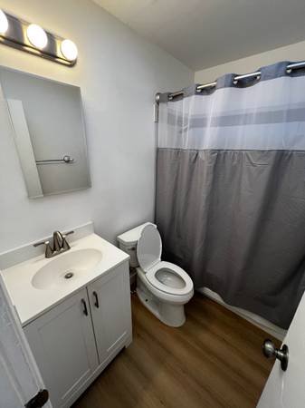 2BR/1BA Apartment · Hayward photo 5