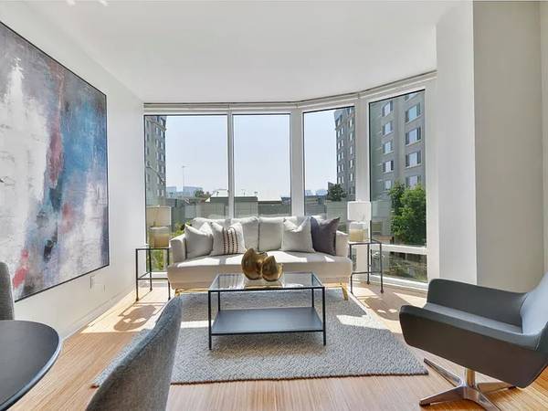 2BR/2BA Condo on Folsom St. · San Francisco photo 3