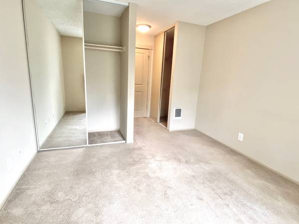 Charming 2 Bed &amp; 1 Bath Condo In The Heart Of Downtown Walnut Creek!! photo 4