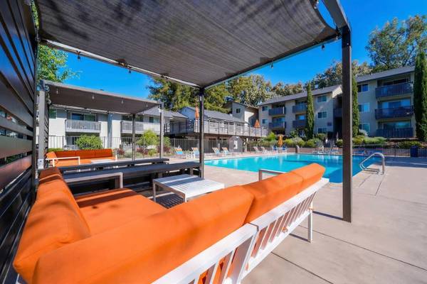 1BR/1BA Apartment on Hancock Street · Hayward photo 3