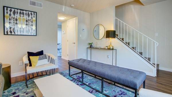 2BR/1BA Apartment on Fairfield Avenue · Fairfield photo 5