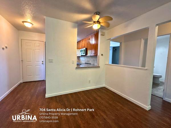 2BR/1BA Condo on Santa Alicia Dr · Rohnert Park photo 5