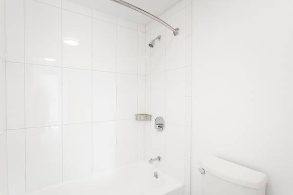 1BR/1BA Apartment on O'Farrell Street · San Francisco photo 3