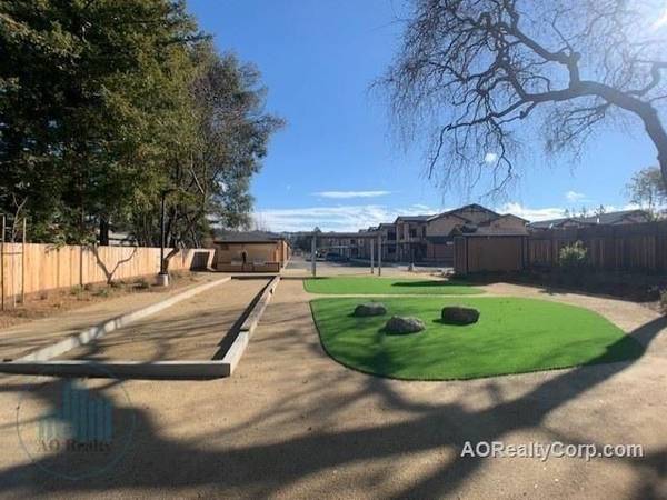 2BR/2BA Apartment on Hopper Ave · Santa Rosa photo 4