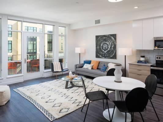 2BR/2BA Apartment on Fifth St. · Berkeley photo 2