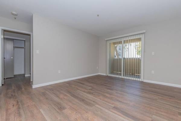 2BR/2BA Apartment on North Milpitas Boulevard · Milpitas photo 4