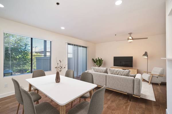 Apartments on Hilborn Rd · Fairfield photo 3