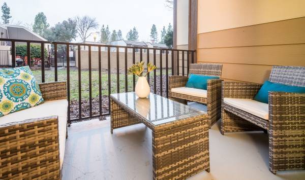 3BR/2BA Apartment on St Paul Dr · Santa Rosa photo 5