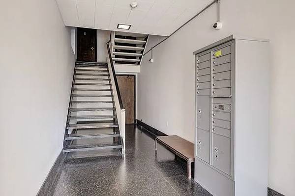 1BR/1BA Apartment · San Francisco photo 2
