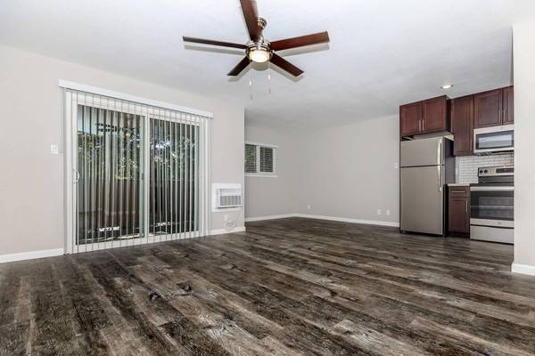1BR/1BA Apartment on Central Avenue · Fremont photo 2
