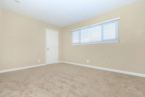 1BR/1BA Apartment on Central Avenue · Fremont photo 3