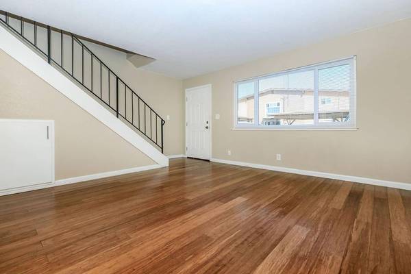 1BR/1BA Apartment on Central Avenue · Fremont photo 5