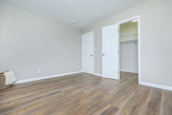 2BR/1BA Apartment on Stokes Street · San Jose photo 5