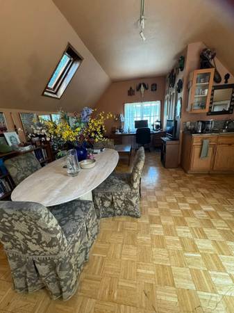 2BR/1BA Apartment · Berkeley photo 3