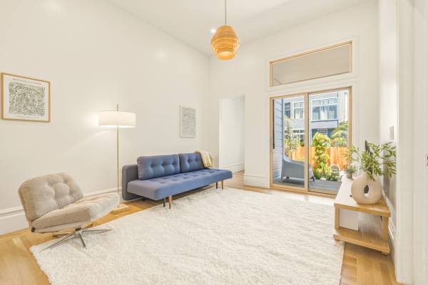3BR/2BA Apartment on Capp St. Unit 1/2 · San Francisco photo 4