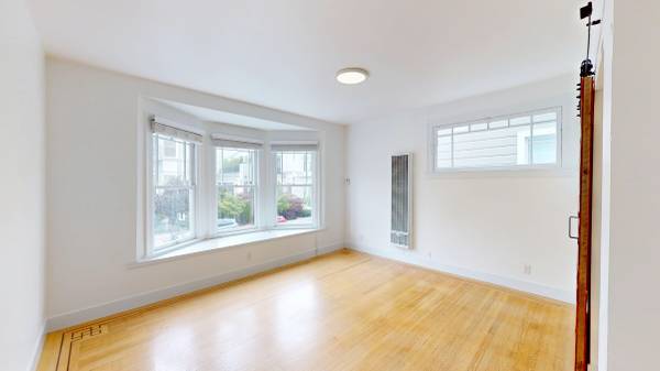 1431 Grove photo 5