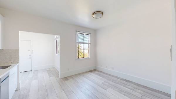 2BR/2BA Apartment · San Francisco photo 4