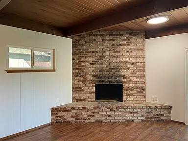 1BR/1BA Duplex on C St · Hayward photo 3