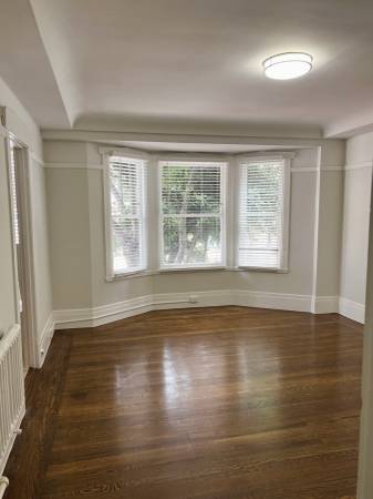 704 Bush St photo 2