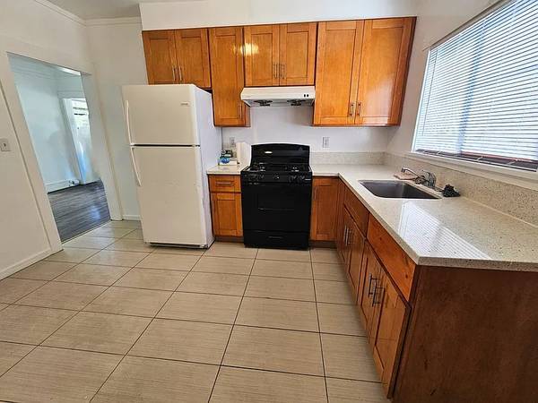 Gorgeous 2bd/2bth Condo In The Heart Of Noe/mission photo 4