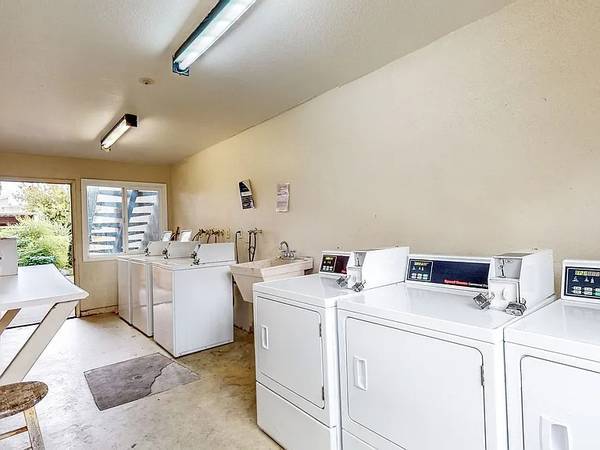1BR/1BA Apartment · San Francisco photo 5