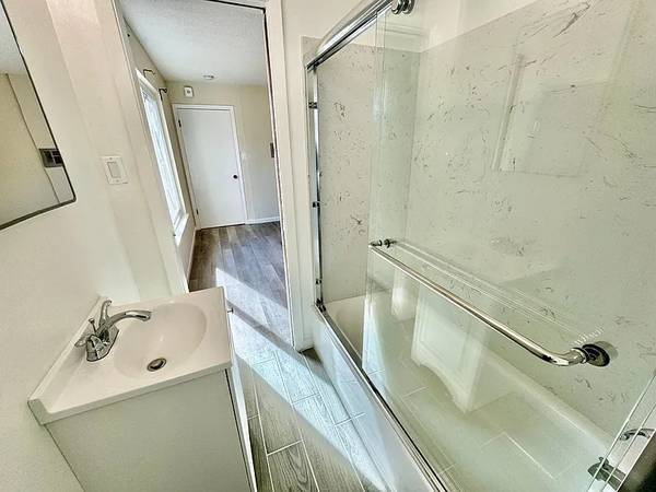 1BR/1BA Apartment · San Francisco photo 5