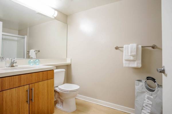 1BR/1BA Duplex on Page St · San Francisco photo 3