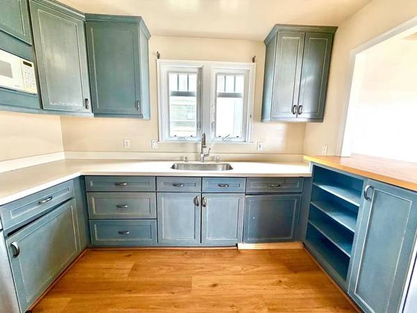 3BR/2BA Single Family House on Crestline Ave · Daly City photo 5