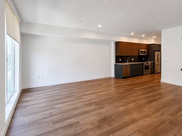 1BR/1BA Other on Fenton Ave · Bronx photo 2