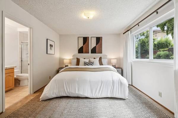 Apartments on Heron Ave · Sunnyvale photo 3