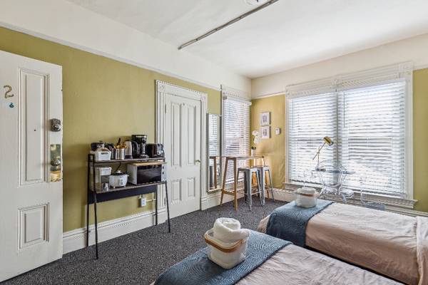 2BR/2BA Apartment on Fulton St. · Berkeley photo 2