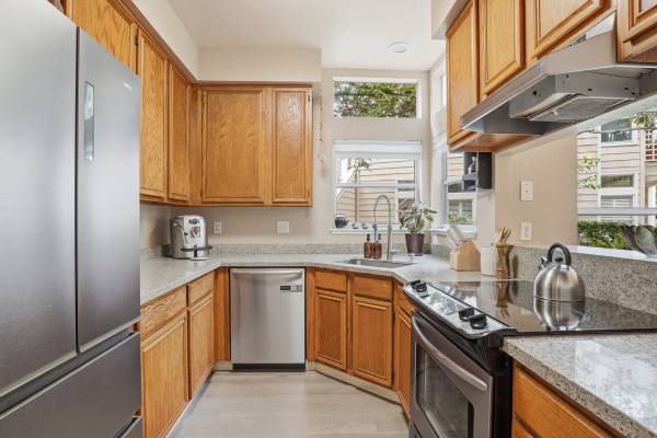 2BR/2BA Condo · Half Moon Bay photo 3