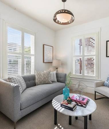 2BR/2BA Single Family House on Jackson St · San Francisco photo 2