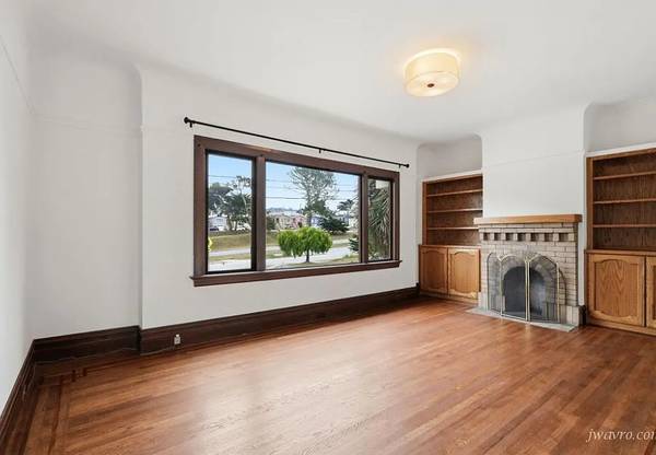 2BR/1BA Single Family House on 37th Ave · San Francisco photo 3
