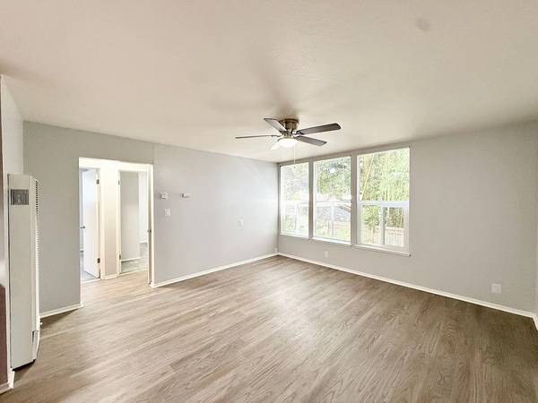 475 Alcatraz Avenue, Oakland, CA 94609 photo 2
