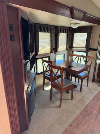 1BR/1BA Apartment · Vallejo photo 4