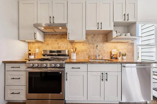 3BR/2BA Single Family House on Peralta Ave · San Francisco photo 2