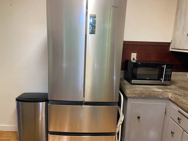 2BR/1BA Condo on Highland Pl · Berkeley photo 3
