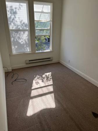 2BR/2BA Single Family House on Florida St · San Francisco photo 3