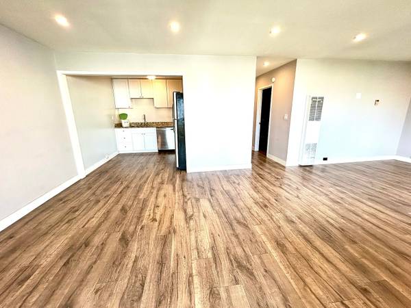 2BR/2BA Apartment on Union St · San Francisco photo 2