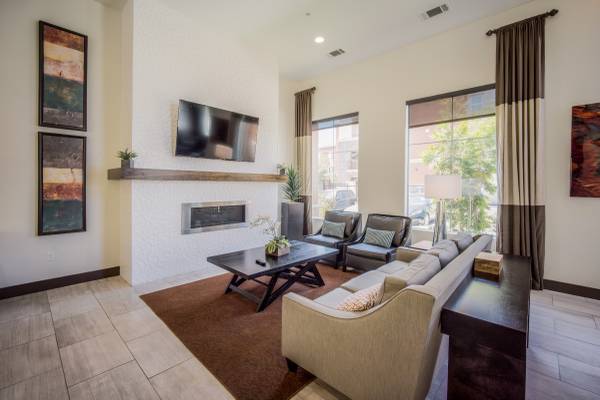 Apartments on Charlotte Dr · San Jose photo 2