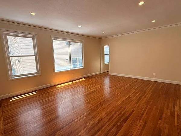 3BR/2BA Apartment · San Francisco photo 4