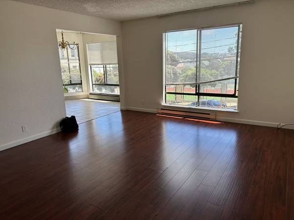 2BR/1BA Apartment · San Francisco photo 3