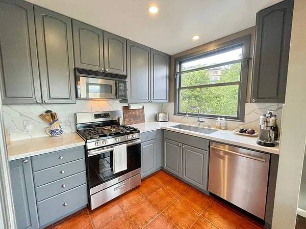 367 Roosevelt Way, San Francisco, CA 94114 photo 3