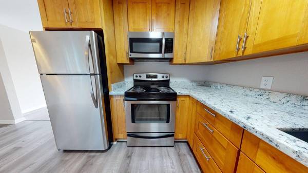 2BR/2BA Townhouse on Fairgrounds Drive · Vallejo